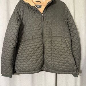 Amazon Essentials Olive Green Quilted Jacket